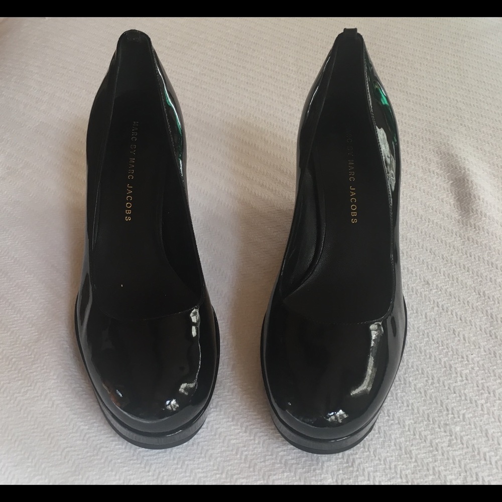 Marc by Marc Jacobs Black Patent Wedges Size 8.5